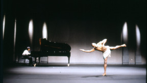 『アポカリプス』ダンス/イスマエル・イヴォ(1989年)