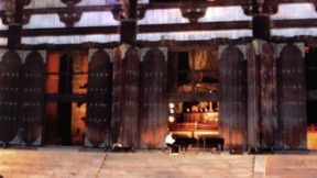 奈良、東大寺大仏殿でのコンサート(2002年)